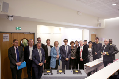 Signature des premières chartes Entreprise Aspie-Friendly